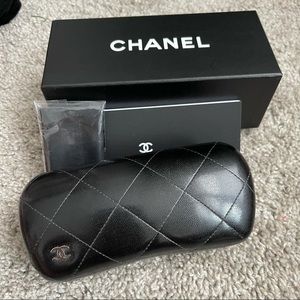 Chanel sunglasses case, cloth and box